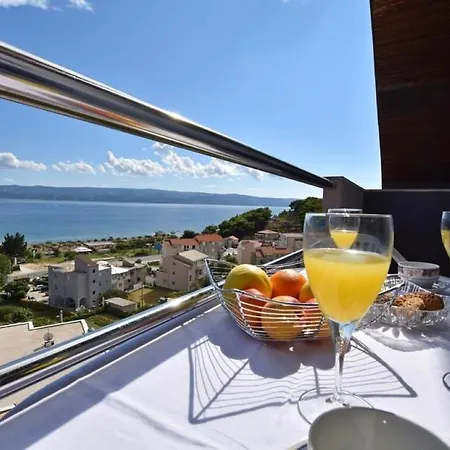 Apartment Rene Omis